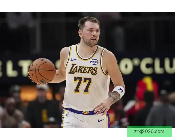 湖人连败东契奇里夫斯遭打击 霍华德喊话愿复出助球队 湖人连败东契奇里夫斯遭打击 霍华德喊话愿复出助球队