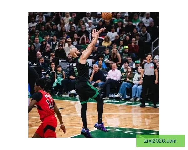 绿军逆转灰熊上演10分绝杀布朗砍三双塔图姆助攻显威